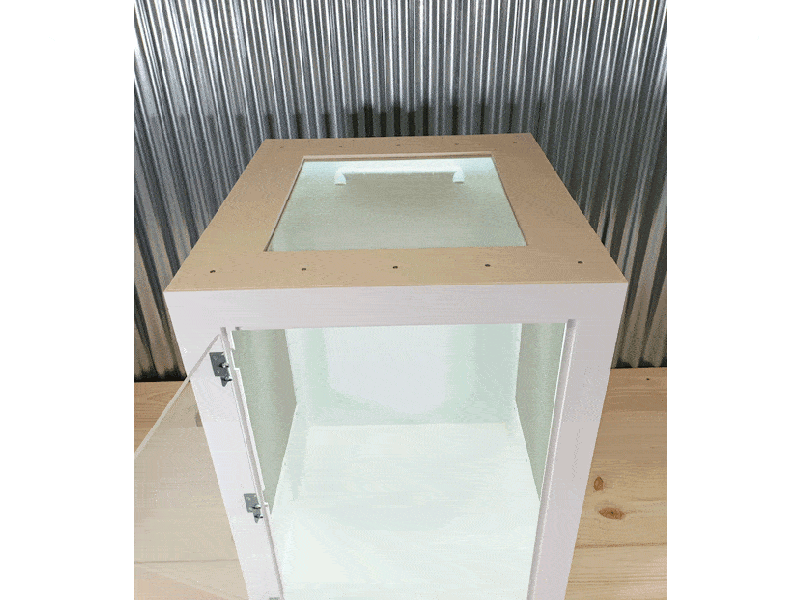 Terrario MQ-60X60X90 especial Camaleón (Humidificador incluído)) - Imagen 3